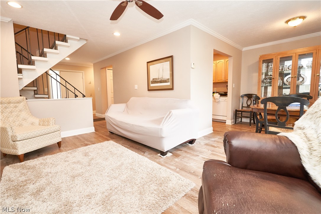 Susset Square - Residential