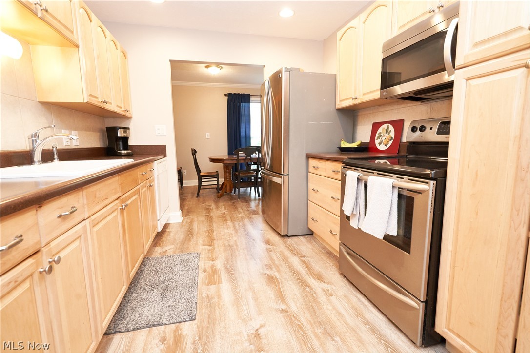 Susset Square - Residential