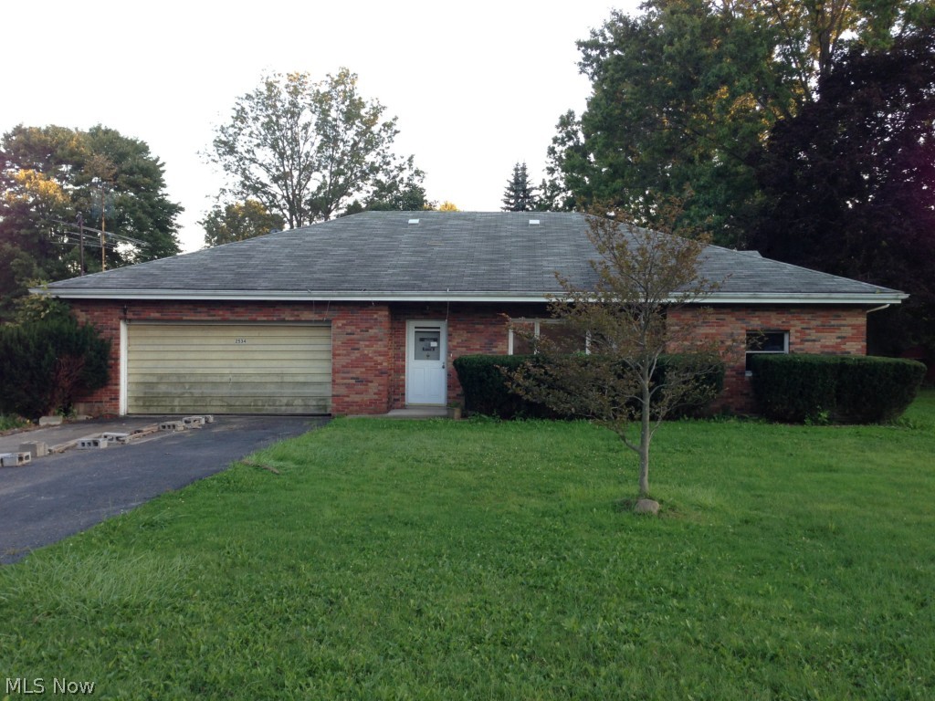 Enjoy one floor living in this brick ranch on over 3 acres in Copley. The kitchen is a highlight with ample cabinet space, lots of counter space, a large island, and updated flooring. To settle estate.