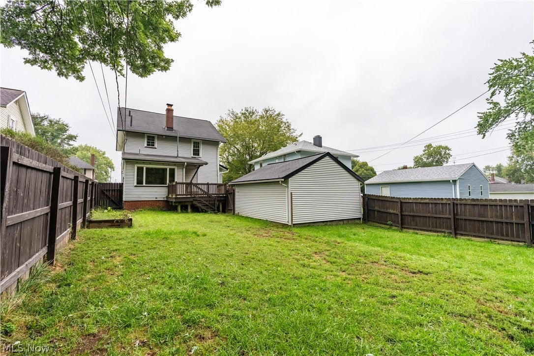 417 Tuscarawas Avenue NW