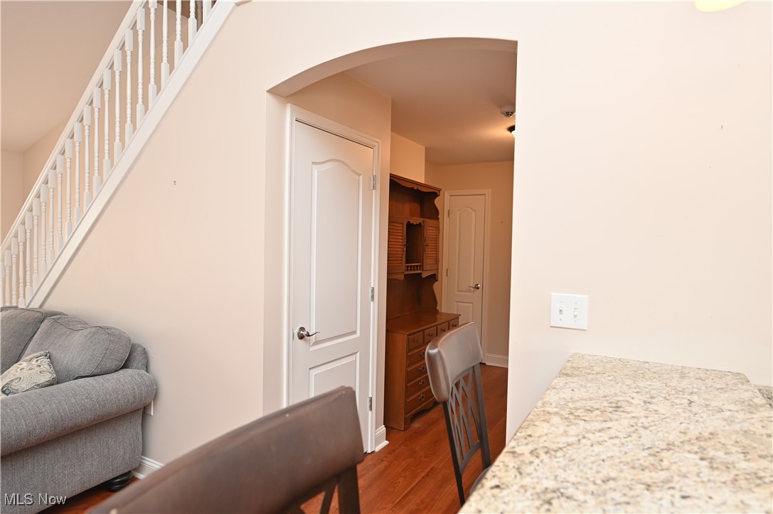 Noras Glen Dev Condo - Residential