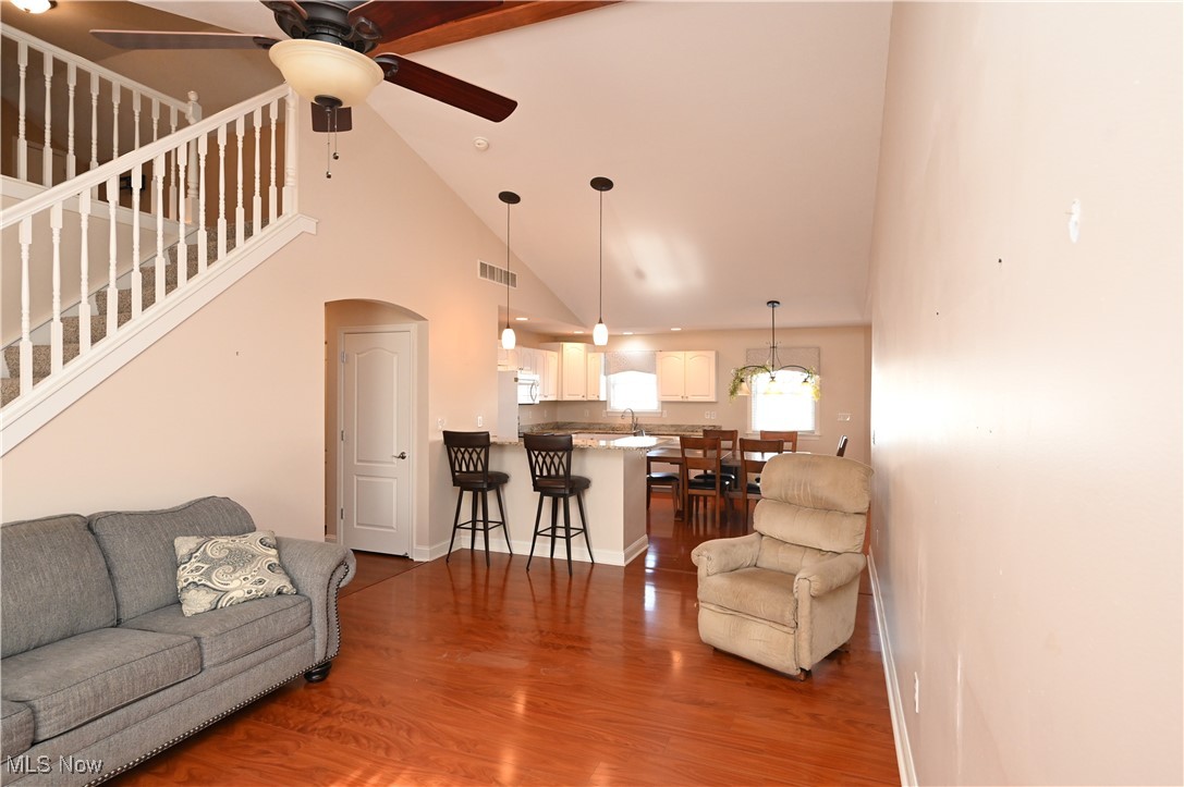 Noras Glen Dev Condo - Residential