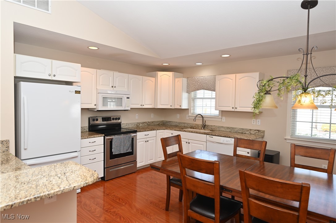 Noras Glen Dev Condo - Residential