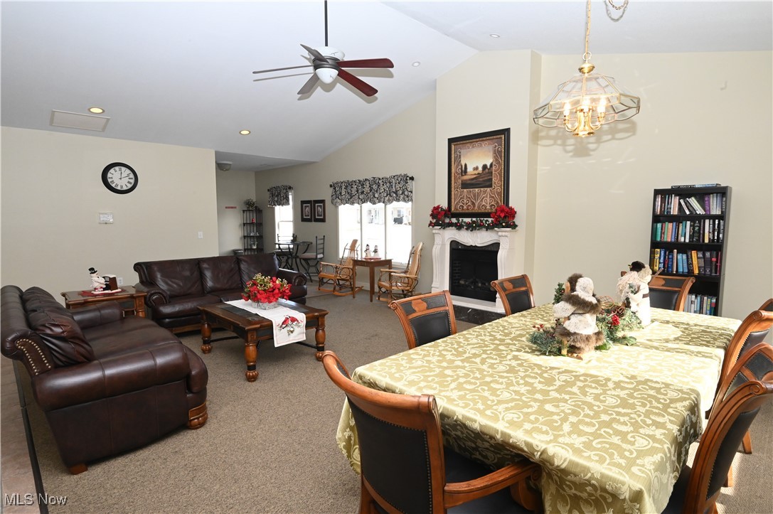 Noras Glen Dev Condo - Residential