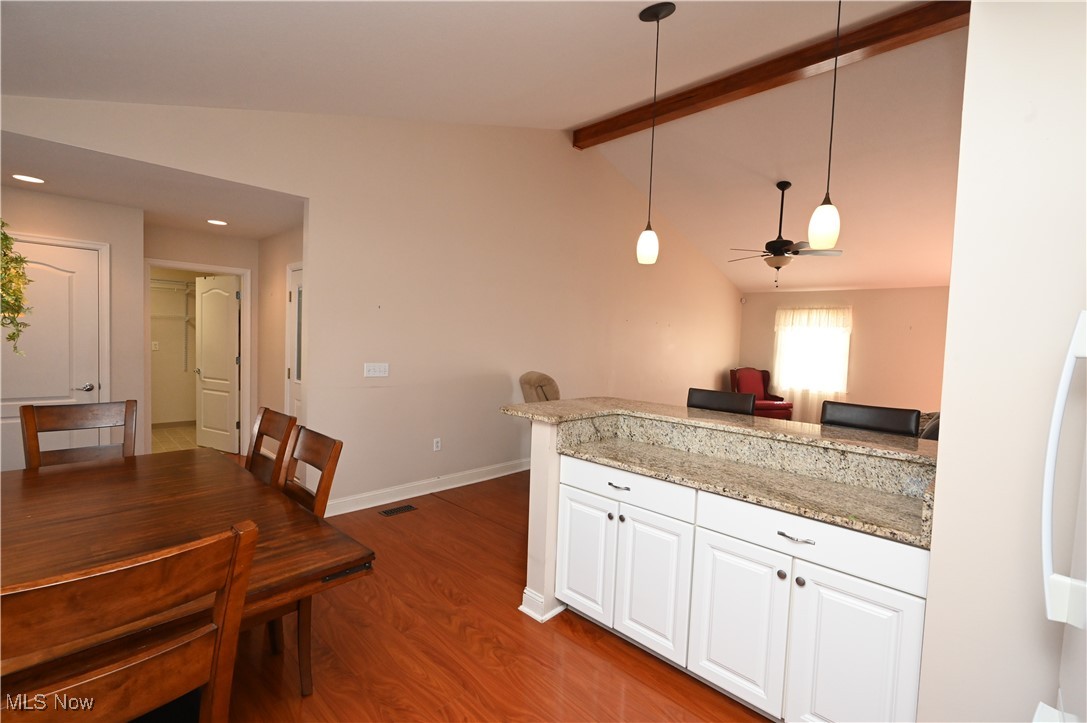 Noras Glen Dev Condo - Residential