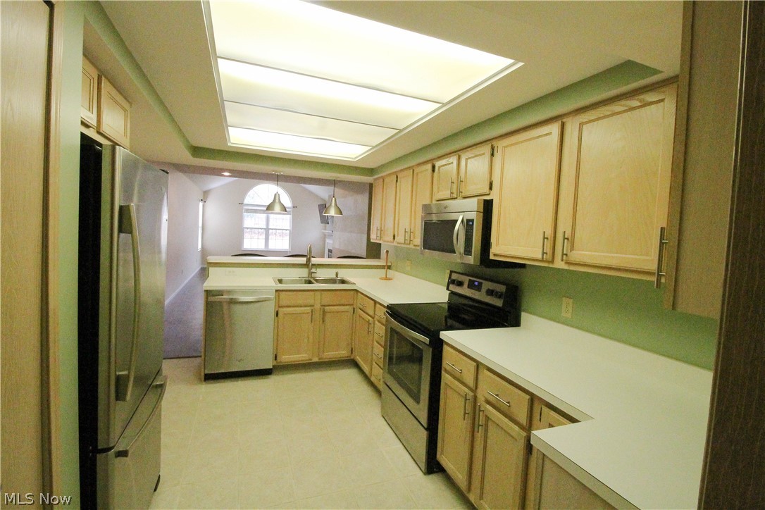 Villas At Oregon Trails Condo - Residential