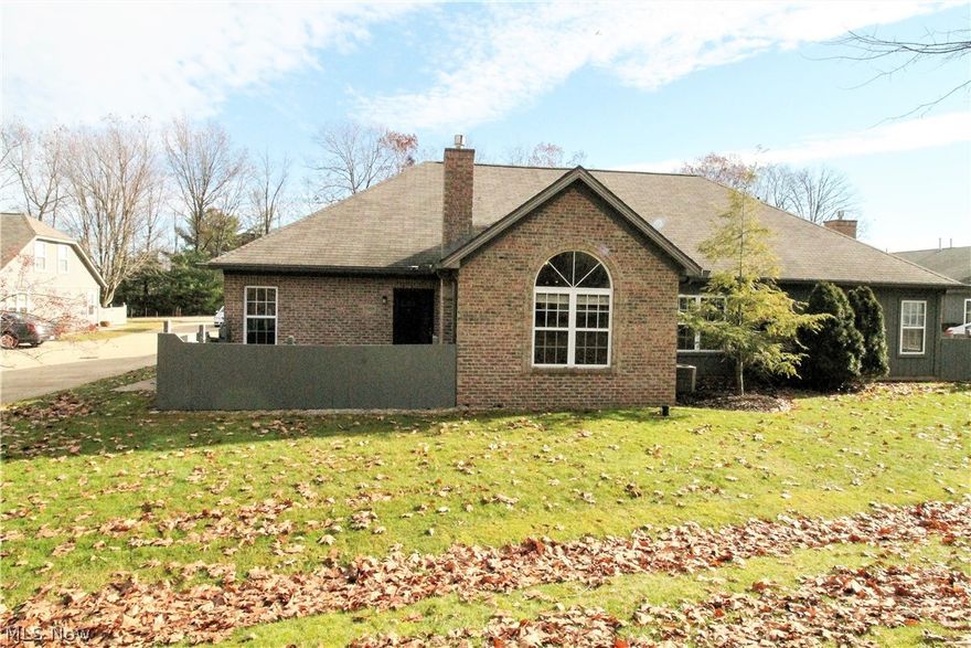 Welcome to this wonderful two bedroom, two full bath ranch condo in the heart of Stow.  Large bedrooms with the master suite having a large walk in closet and full bath attached. The open family room with gas fireplace and vaulted ceiling offers a comfy feeling to the dining area. The kitchen has plenty of cabinets with stainless steel appliances. Large laundry room with nook and ceiling fan for a office, craft room etc. There is a private patio to enjoy. Two car attached garage. This lovely home is close to stores, parks and restaurants for convenience.