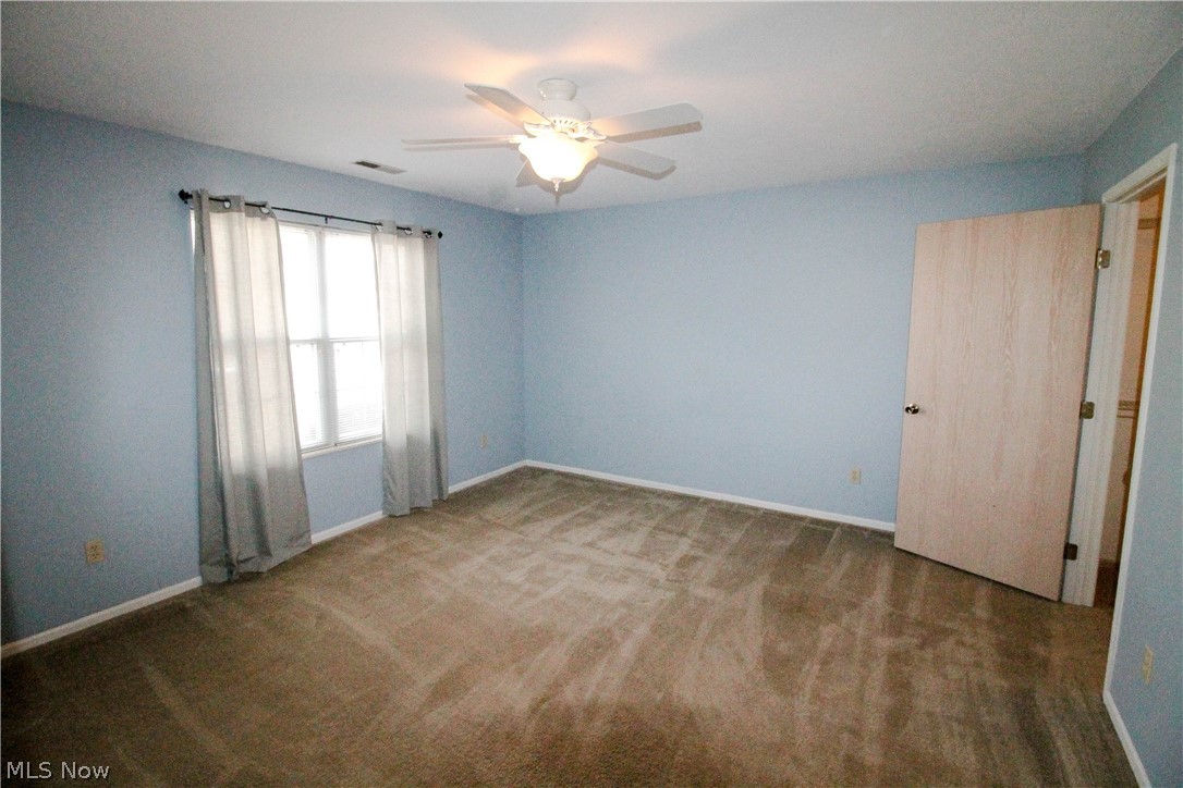 Villas At Oregon Trails Condo - Residential