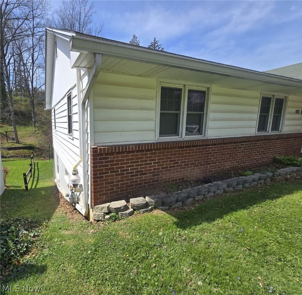 Photo of 1007 Colegate Drive, Marietta, OH 45750 (MLS # 5201462)