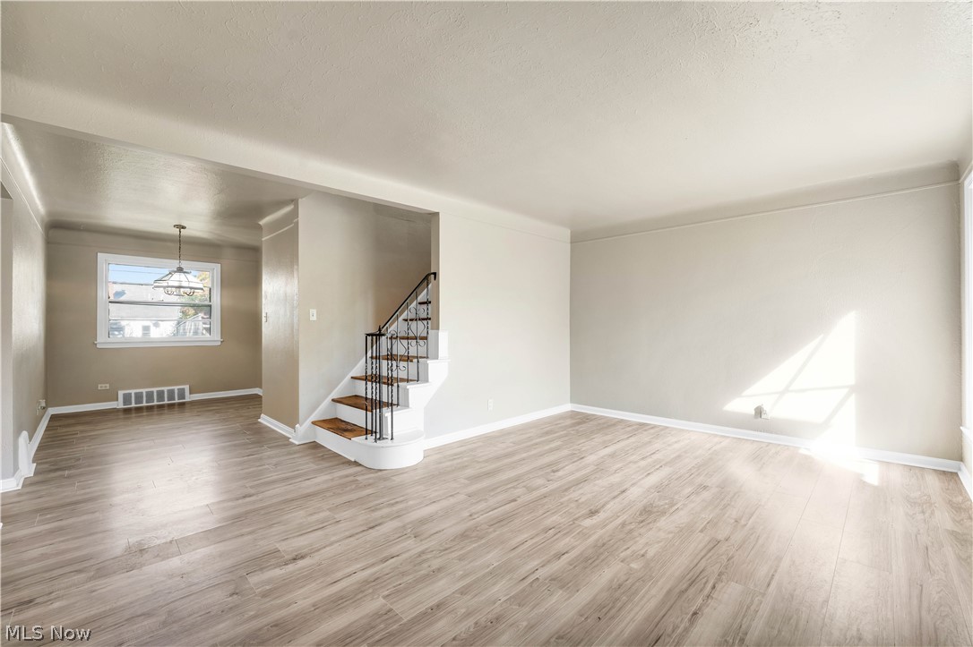 Center Hwy Allotment 03/Waid & - Residential Lease