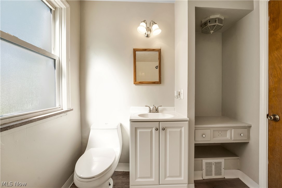 Center Hwy Allotment 03/Waid & - Residential Lease