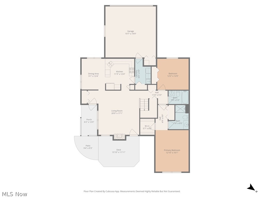 Macintosh Farms Condo 01 - Residential
