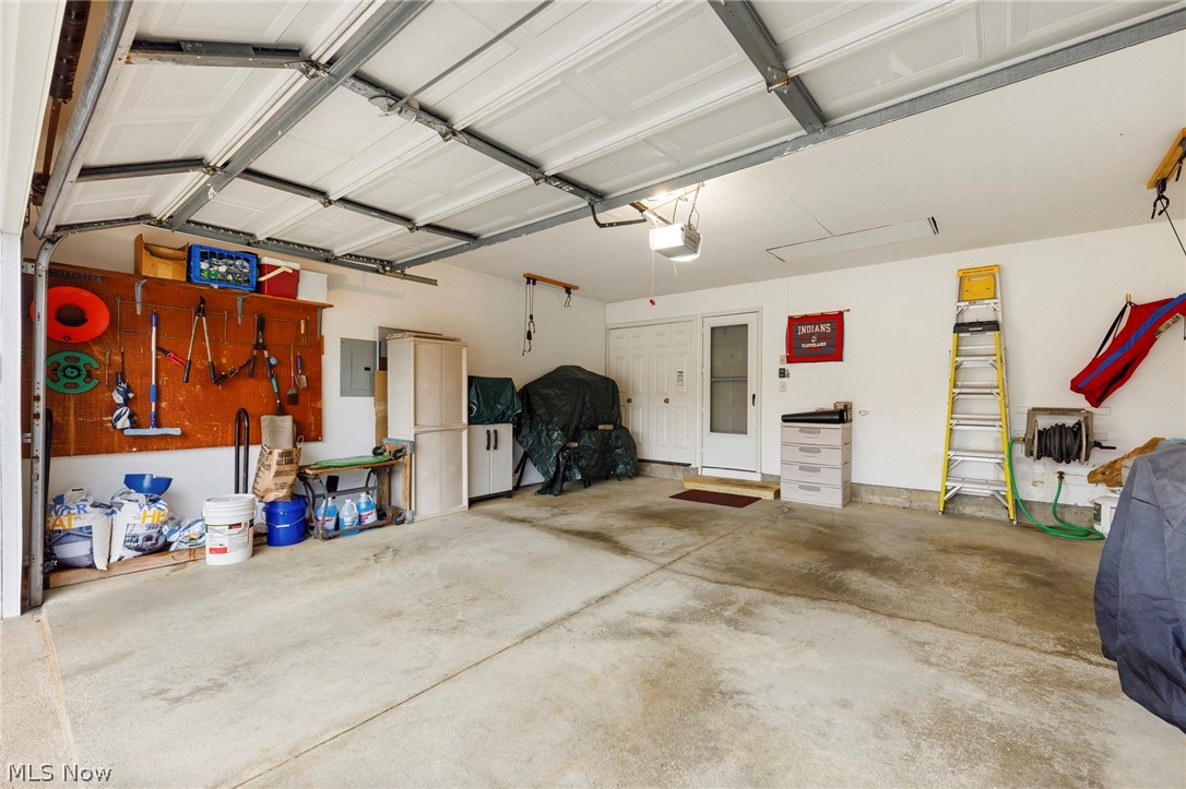 Macintosh Farms Condo 01 - Residential