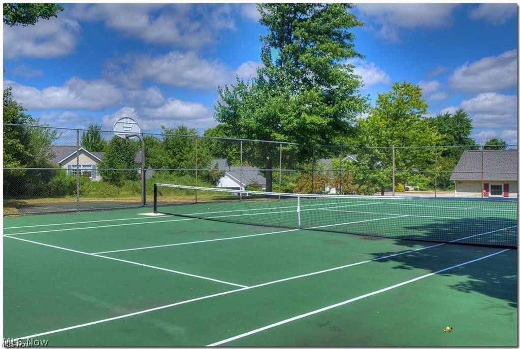 Macintosh Farms Condo 01 - Residential