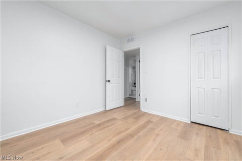 Tiny photo for 3890 E 143rd Street, Cleveland, OH 44128 (MLS # 5255321)
