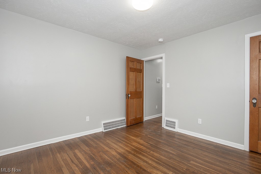 Martin Kazon's Boulevard Allot - Residential