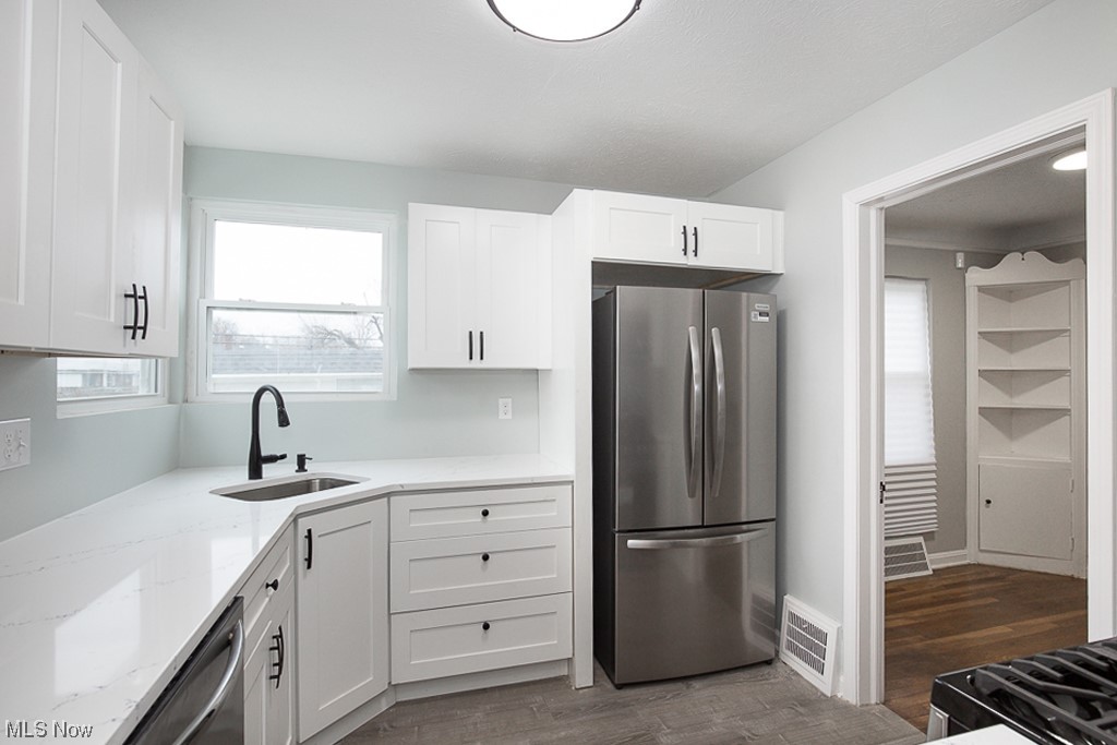 Martin Kazon's Boulevard Allot - Residential