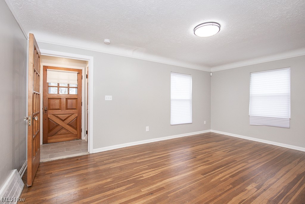 Martin Kazon's Boulevard Allot - Residential