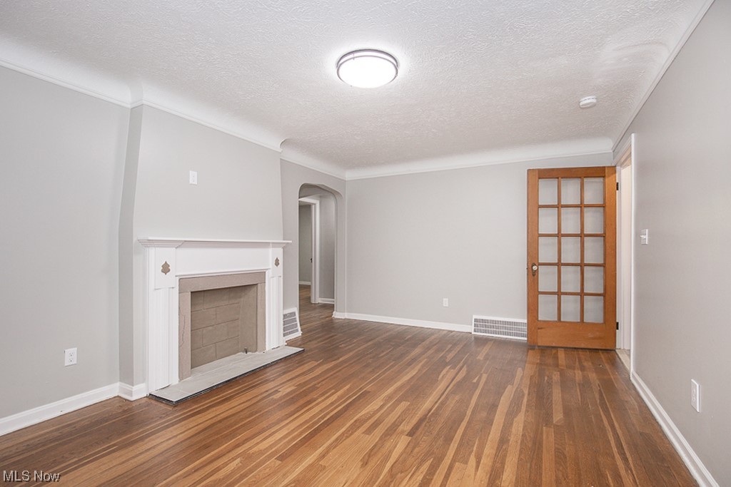 Martin Kazon's Boulevard Allot - Residential