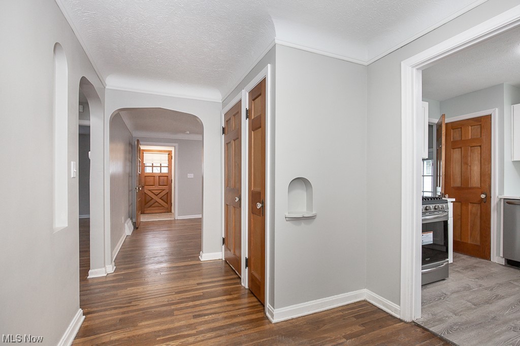 Martin Kazon's Boulevard Allot - Residential