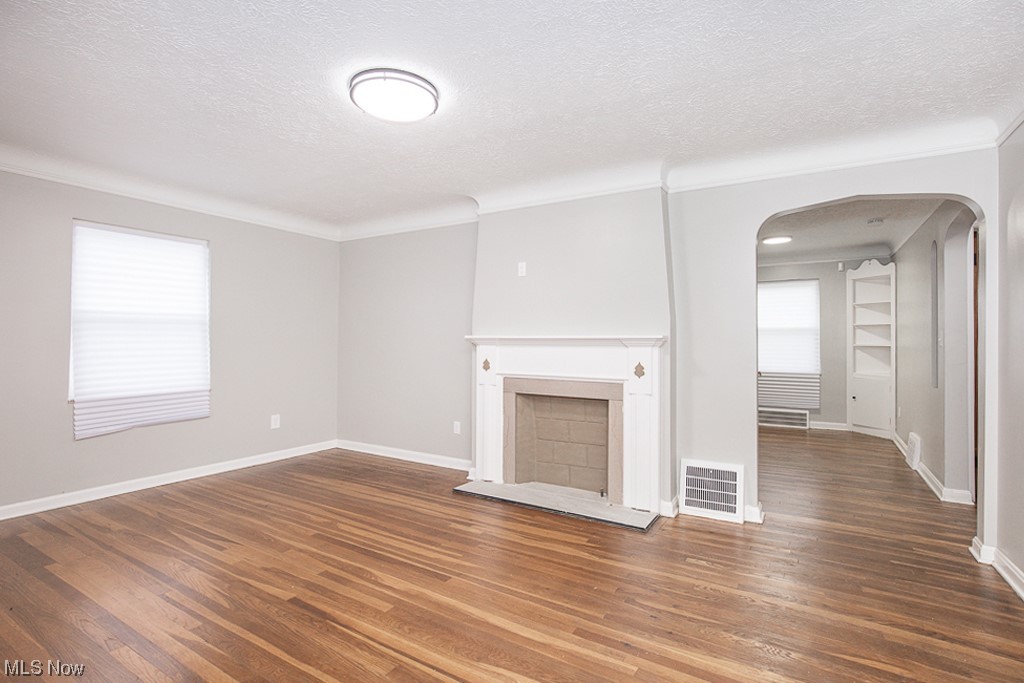 Martin Kazon's Boulevard Allot - Residential