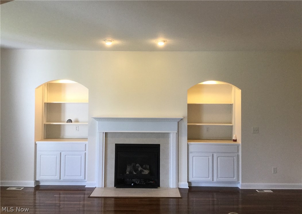 Glenwillow Place - Residential Lease