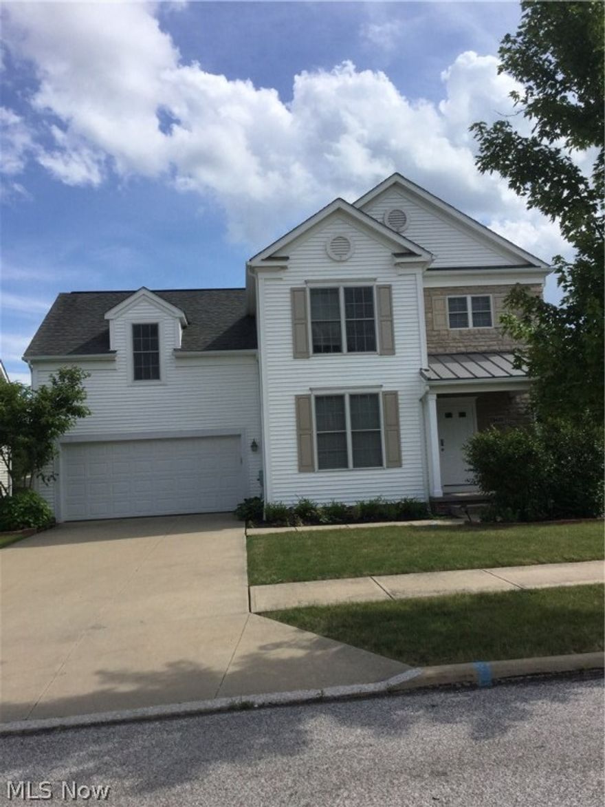 Great opportunity to live in newer home in the award winning Solon School District!! Great room features fireplace with surrounding built-ins. Extended kitchen with large dinette, upgraded stainless appliances, and sliding door to deck. Formal dinning room, 1st floor laundry room and hardwood floors through out the house are some of the special features! 2nd floor consists of Large master bedroom walk-in closet and en-suite bath and 3 spacious bedrooms. This
home is situated in a wonderful neighborhood with an entertaining park and playground...additionally, the shops and restaurants of Glenwillow are within walking distance! Easy to show!