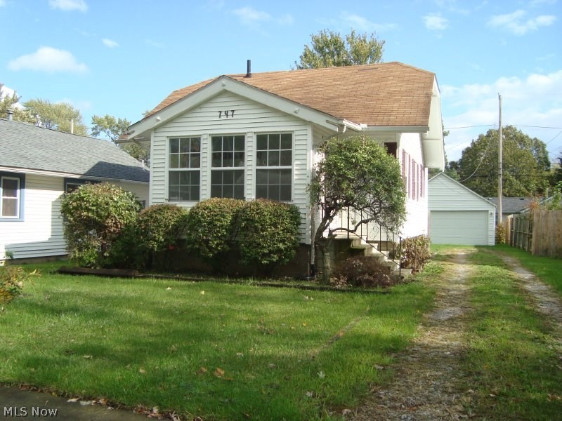 Lake Breeze - Residential