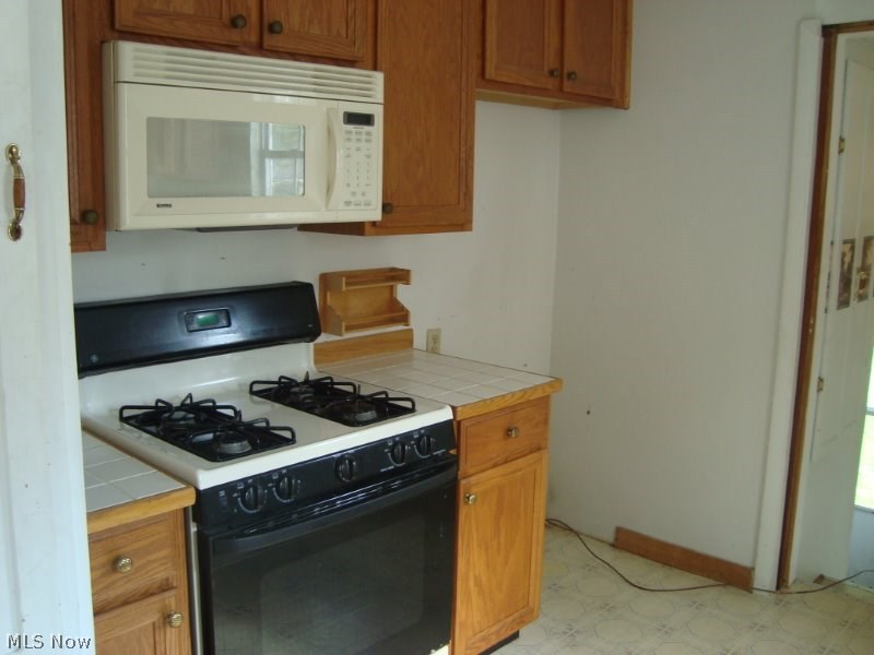 Lake Breeze - Residential