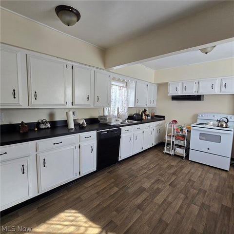 Tiny photo for 20010 Gardenview Drive, Maple Heights, OH 44137 (MLS # 5255614)