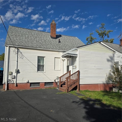 Tiny photo for 20010 Gardenview Drive, Maple Heights, OH 44137 (MLS # 5255614)