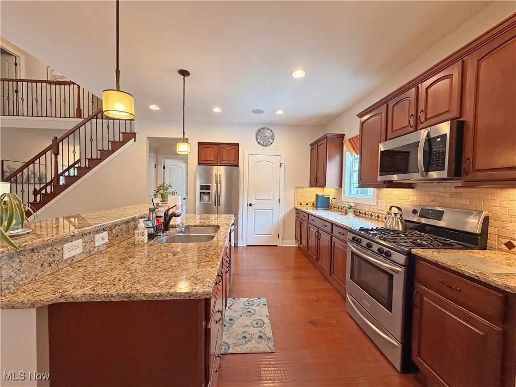 Villas/Taramina - Residential