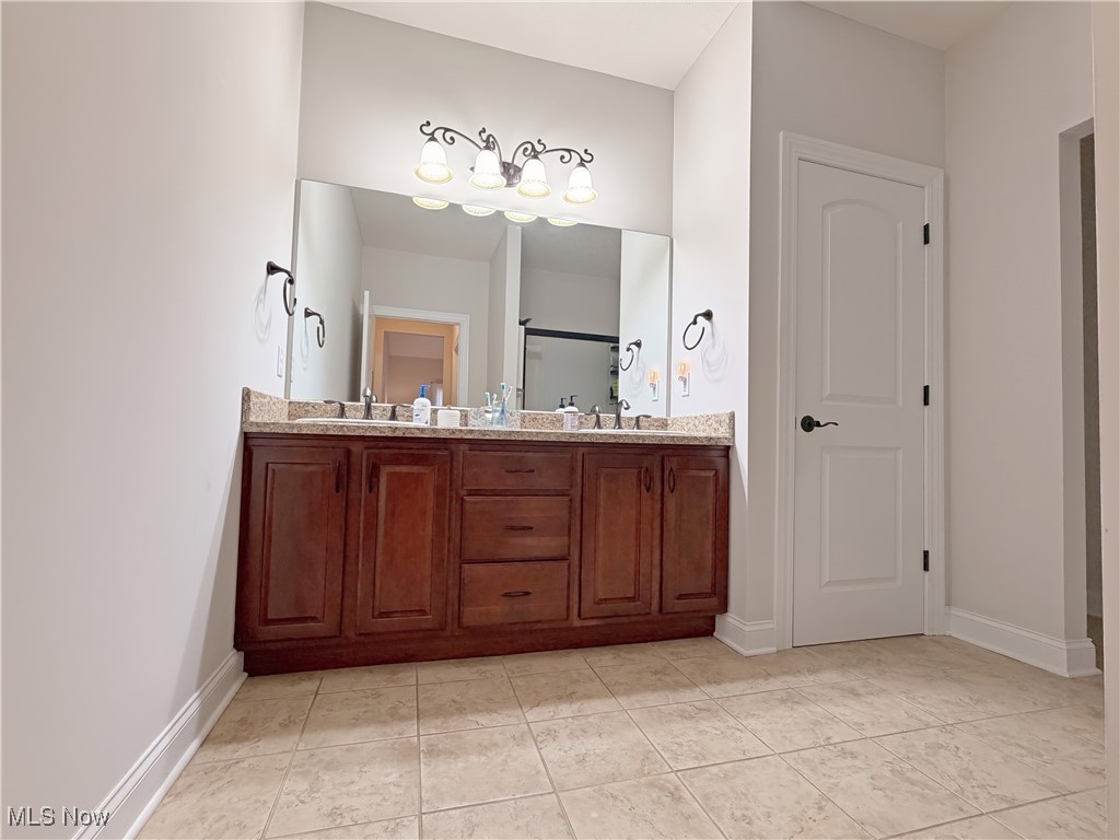 Villas/Taramina - Residential