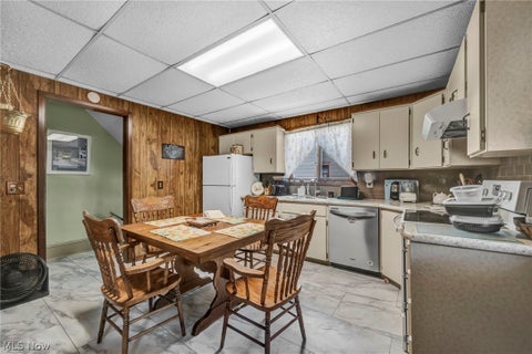 Tiny photo for 1537 Grace Avenue, Lakewood, OH 44107 (MLS # 5239992)