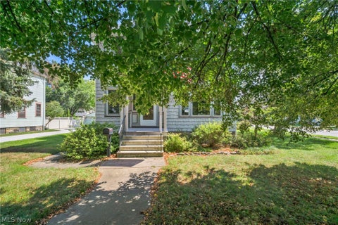 Tiny photo for 1537 Grace Avenue, Lakewood, OH 44107 (MLS # 5239992)