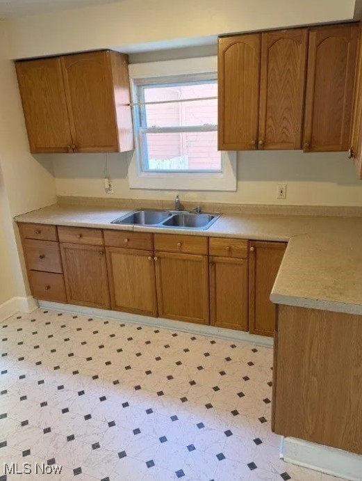 Storer Land Companys - Residential Lease