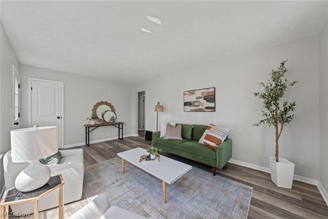 Tiny photo for 2127 Quayle Drive, Akron, OH 44312 (MLS # 5203195)