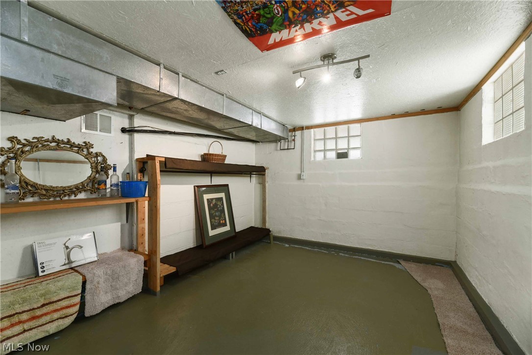 High View - Residential