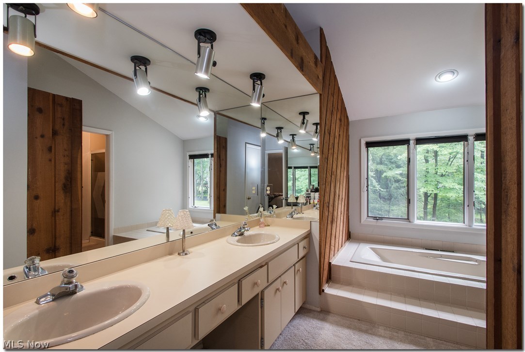 Hemlock Falls - Residential