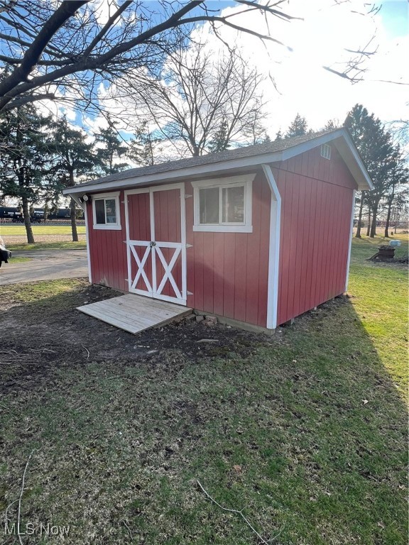 1326 S County Road 198, Fremont, Ohio image 37