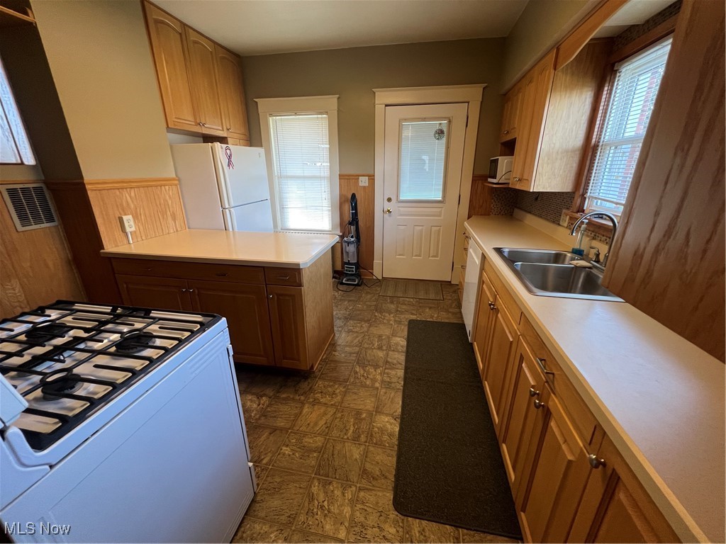 1326 S County Road 198, Fremont, Ohio image 13