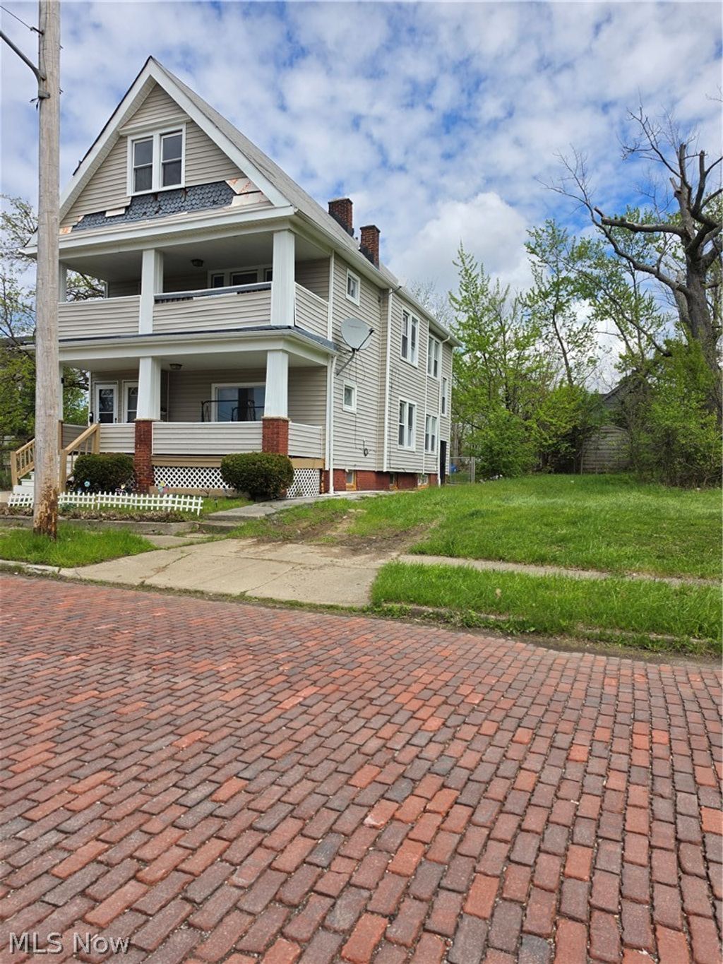 Photo of 3513 E 117th Street, Cleveland, OH 44105 (MLS # 5206035)