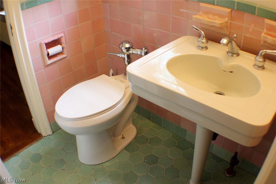 Forest Hill - Residential