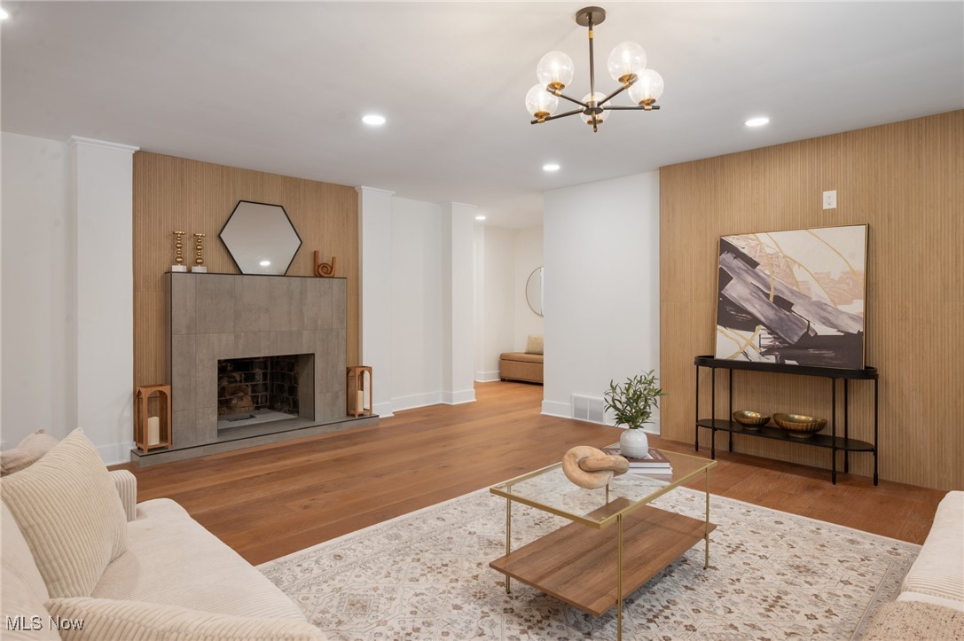 Shaker Country Estates Sub 32 - Residential