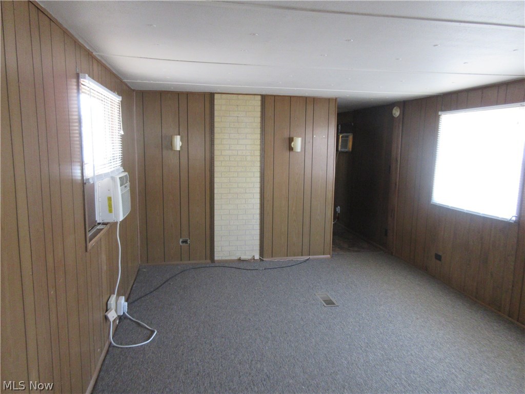 New Philadelphia - Residential