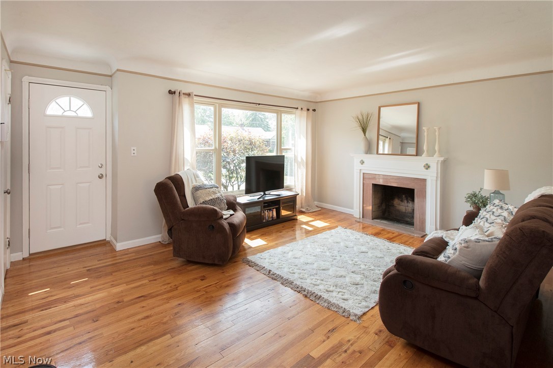 Hillsdale Ave - Residential