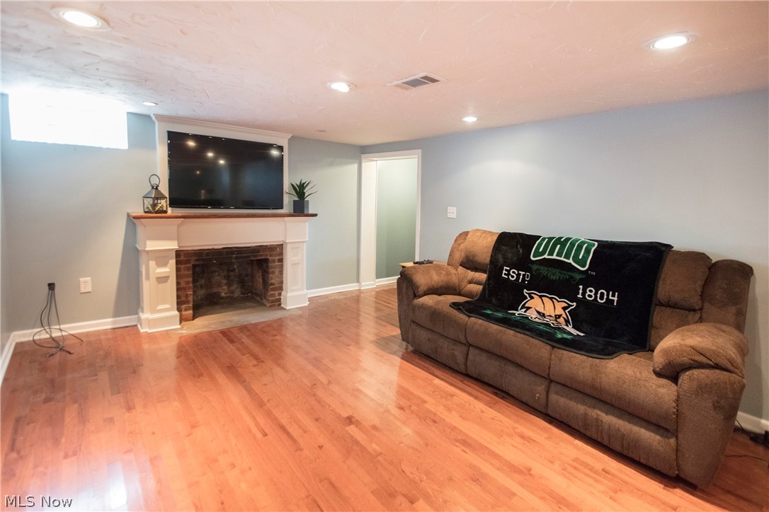 Hillsdale Ave - Residential