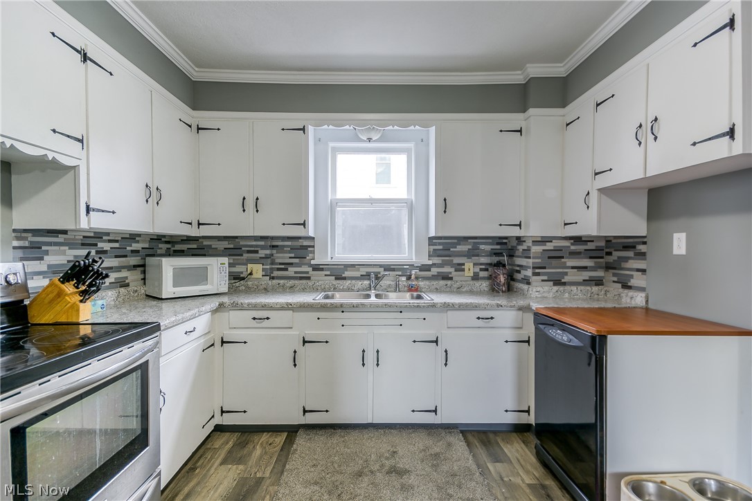 Village/Navarre - Residential