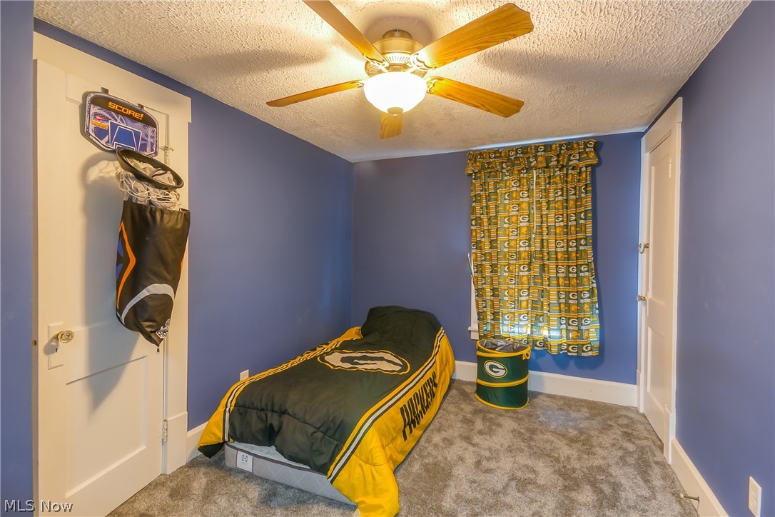 Village/Navarre - Residential