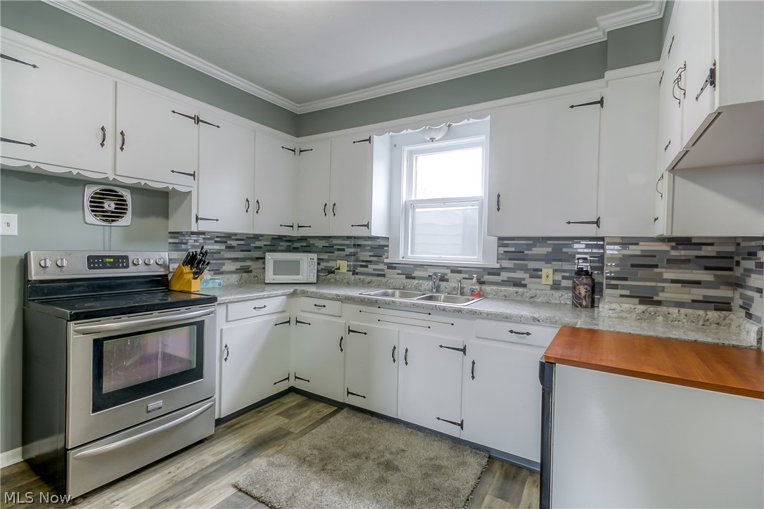 Village/Navarre - Residential